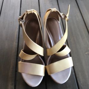Banana Republic Wedges